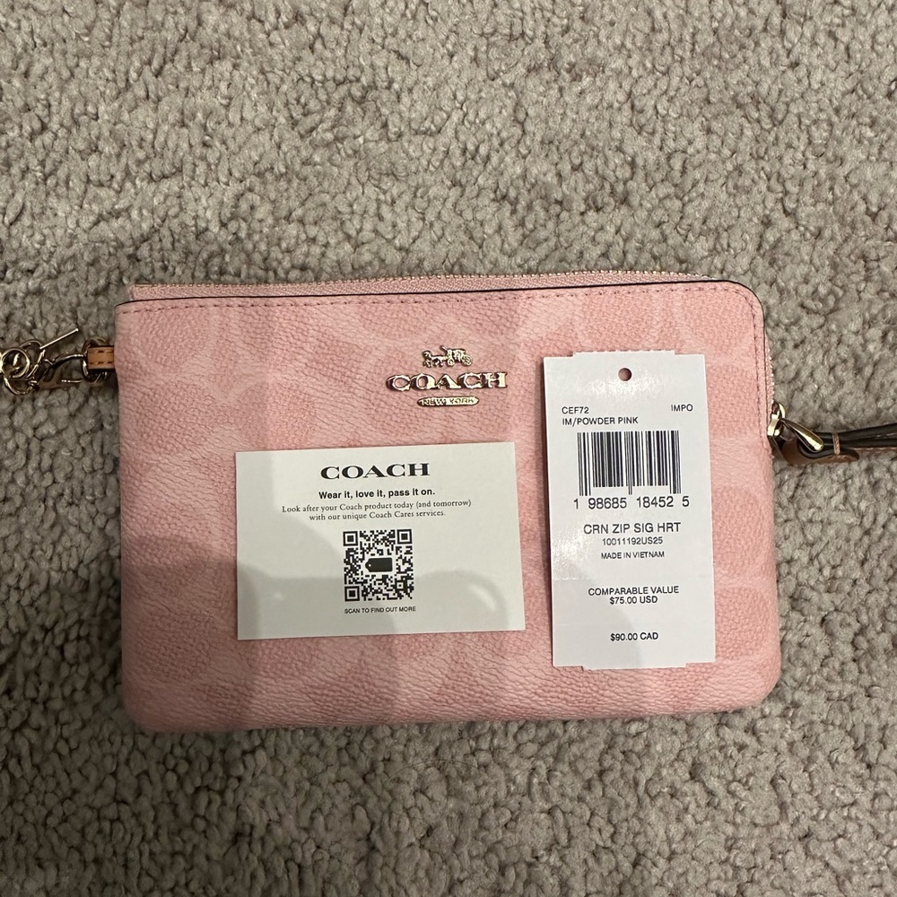 NWT Coach CEF72 Corner Zip Wristlet Signature Canvas with Charm Gold Powder - Picture 5 of 5